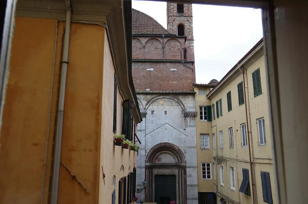 Antica Residenza Del Gallo Lukka