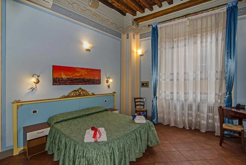 Antica Residenza Del Gallo Lukka 3*,