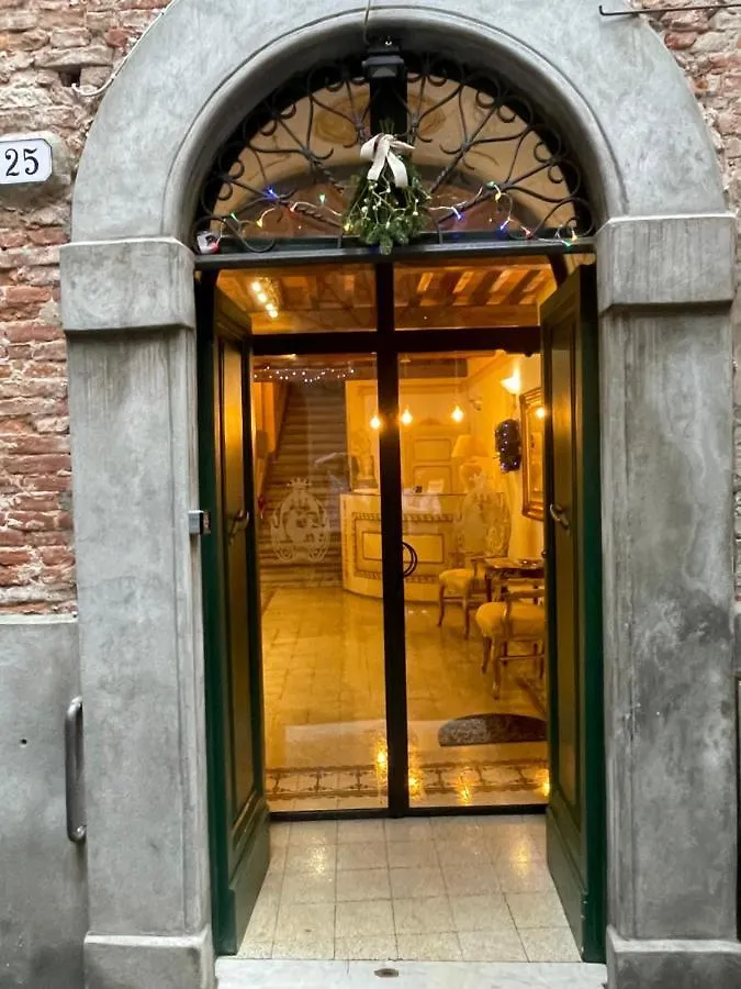 Antica Residenza del Gallo Lucca