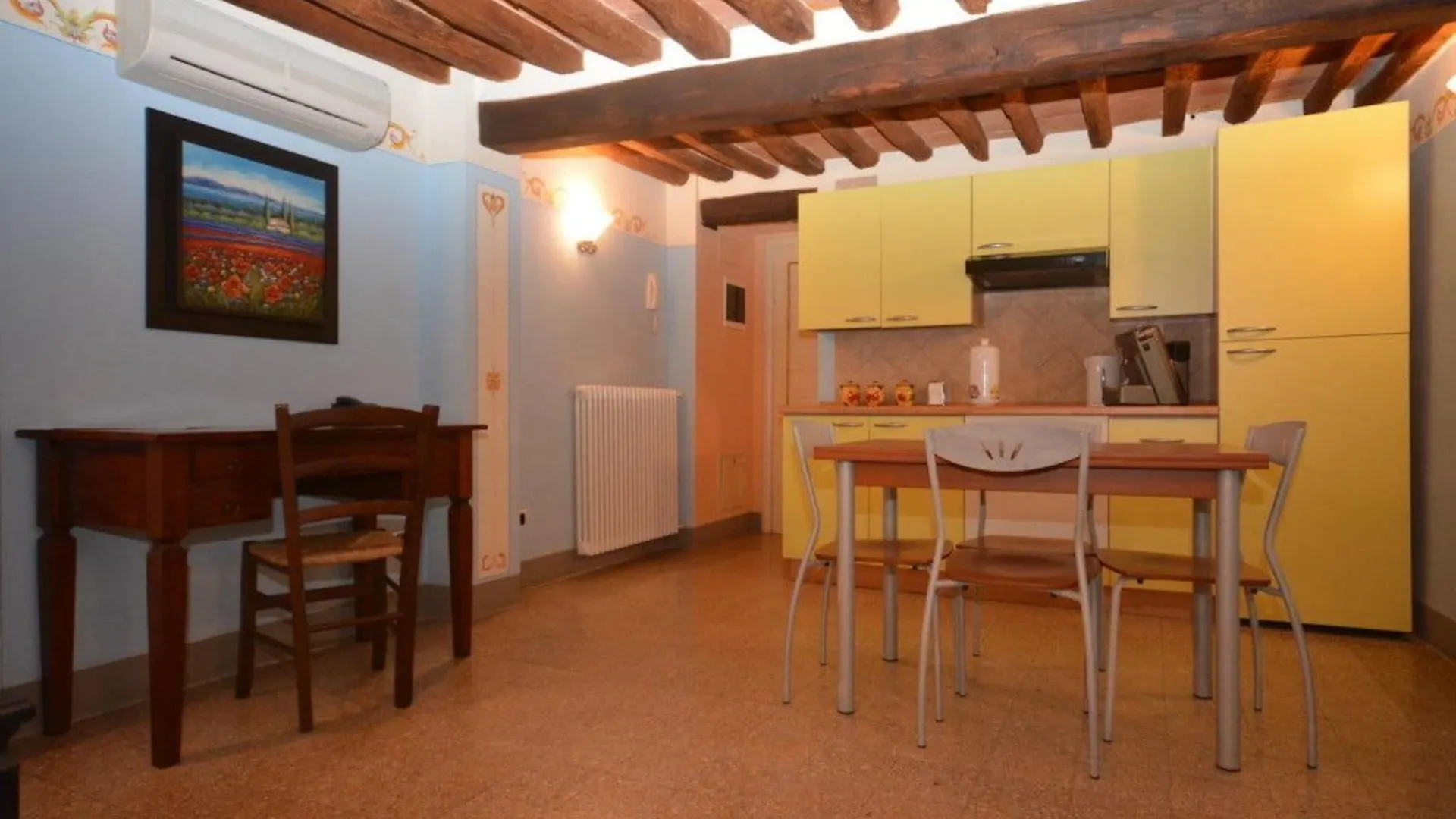 Antica Residenza del Gallo Lucca Italia